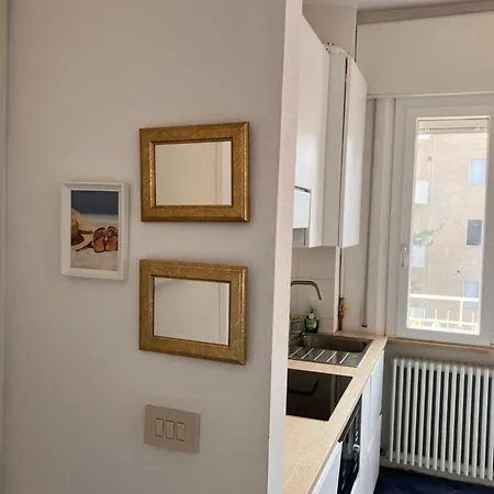 Casa In Centro Tre Locali Con Terrazzo *